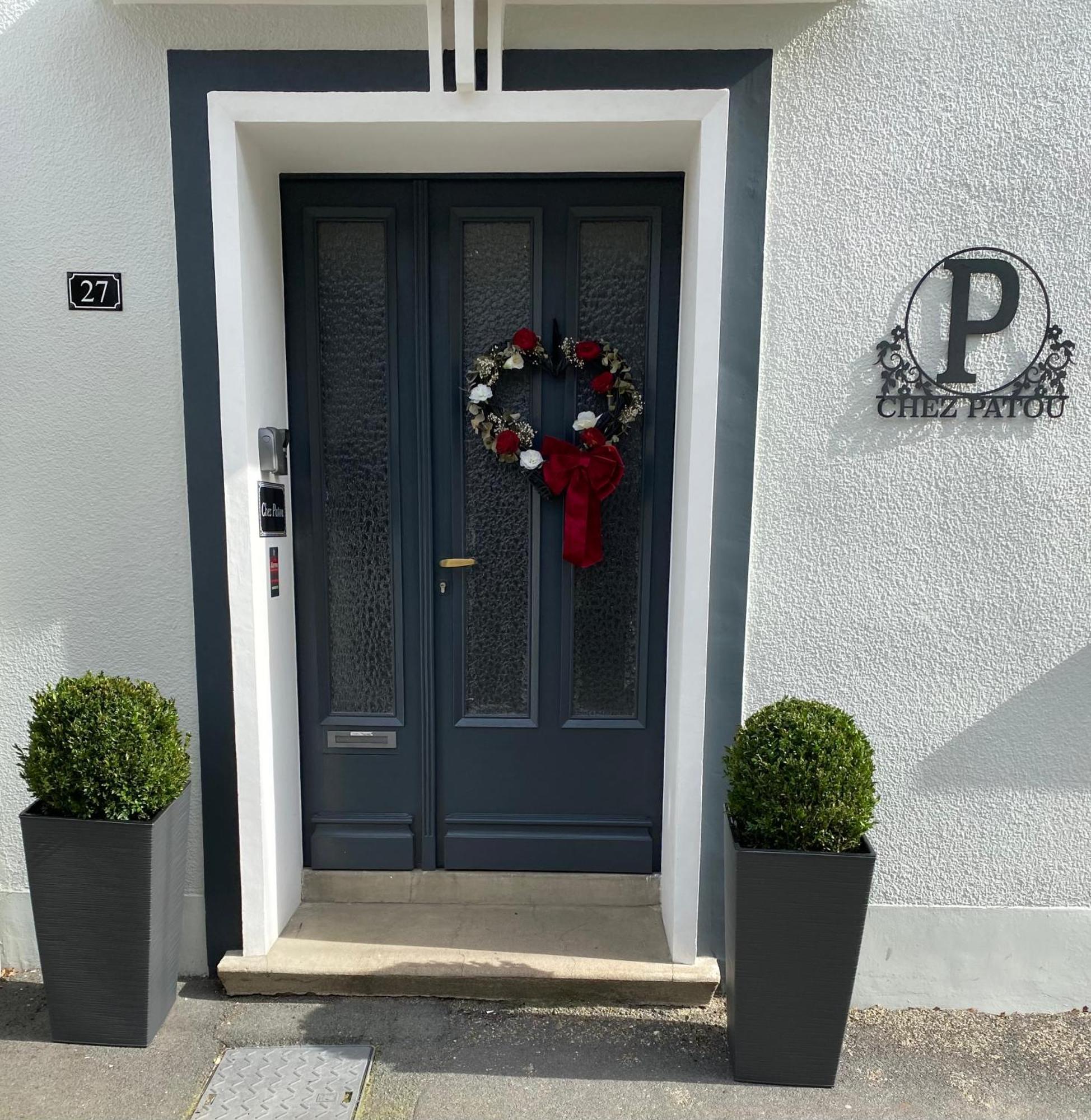 ラヴァル Chez Patou Bed & Breakfast エクステリア 写真