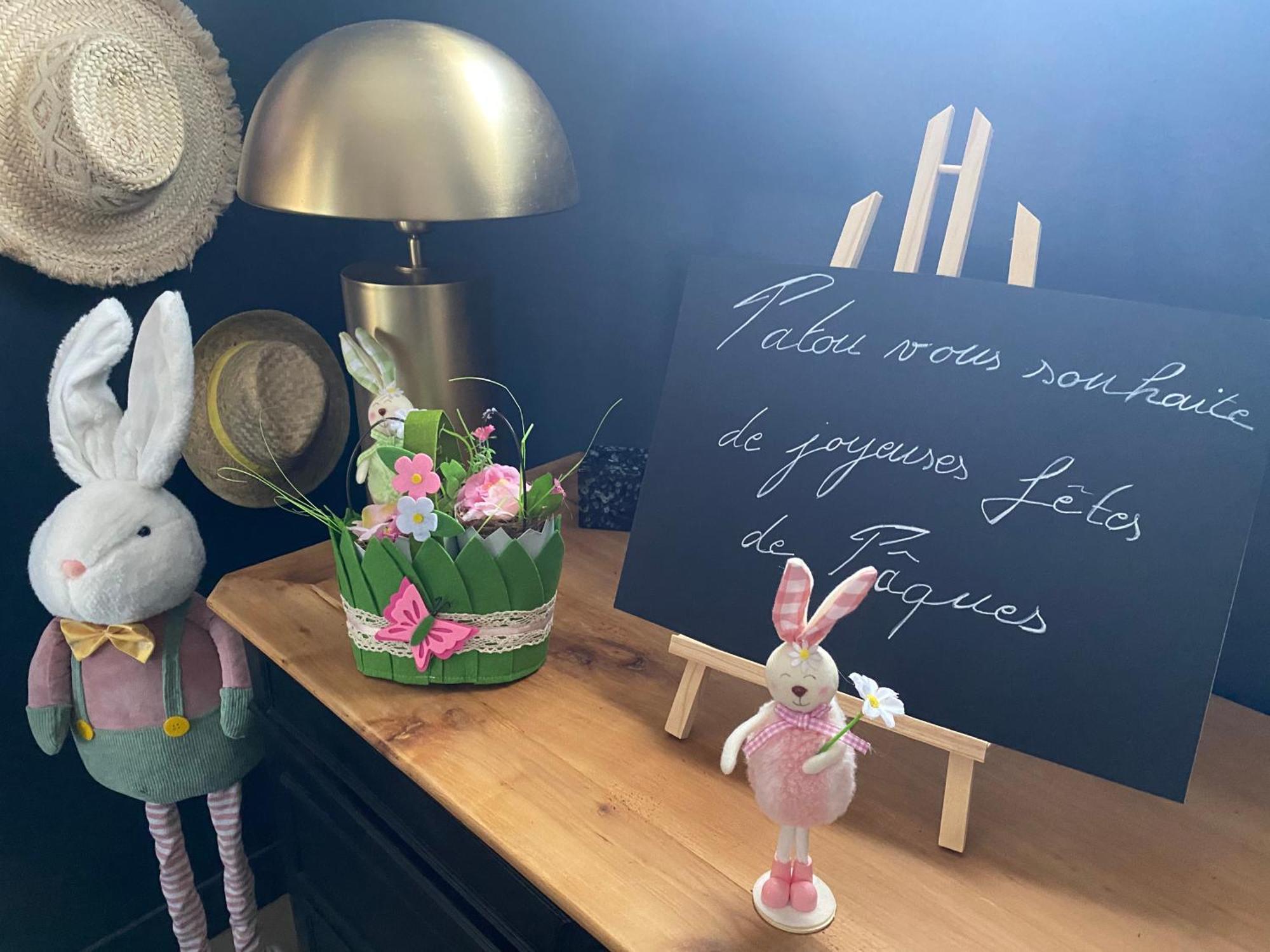 ラヴァル Chez Patou Bed & Breakfast エクステリア 写真