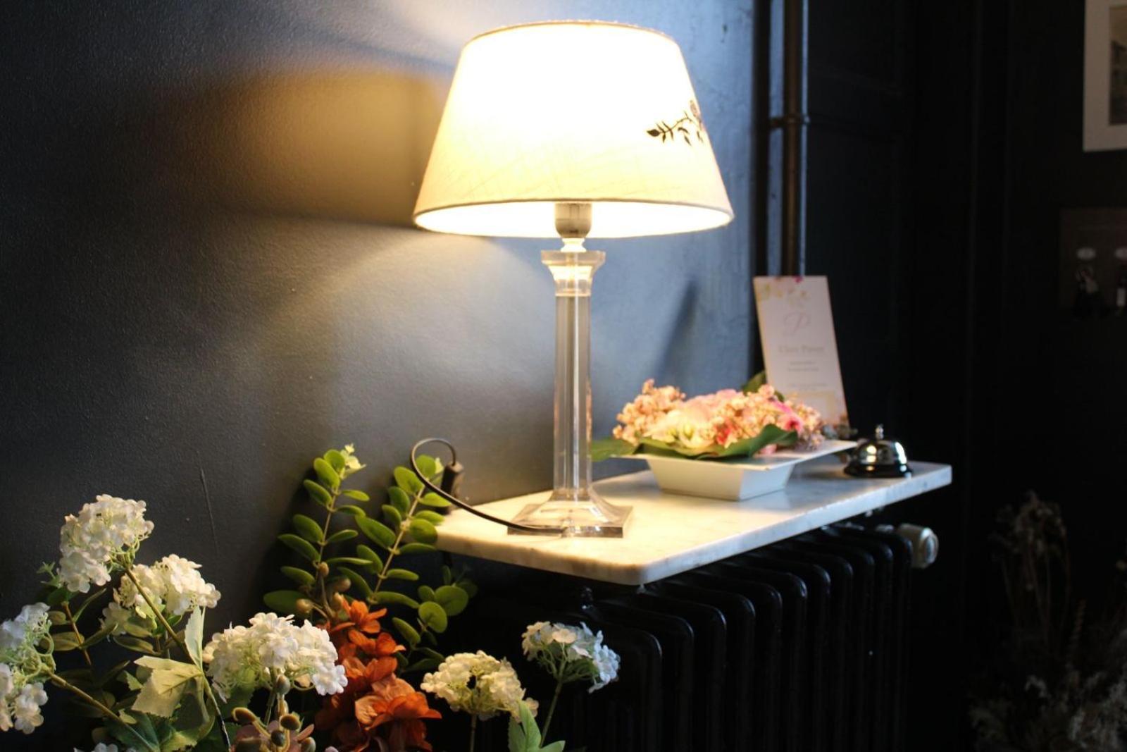 ラヴァル Chez Patou Bed & Breakfast エクステリア 写真
