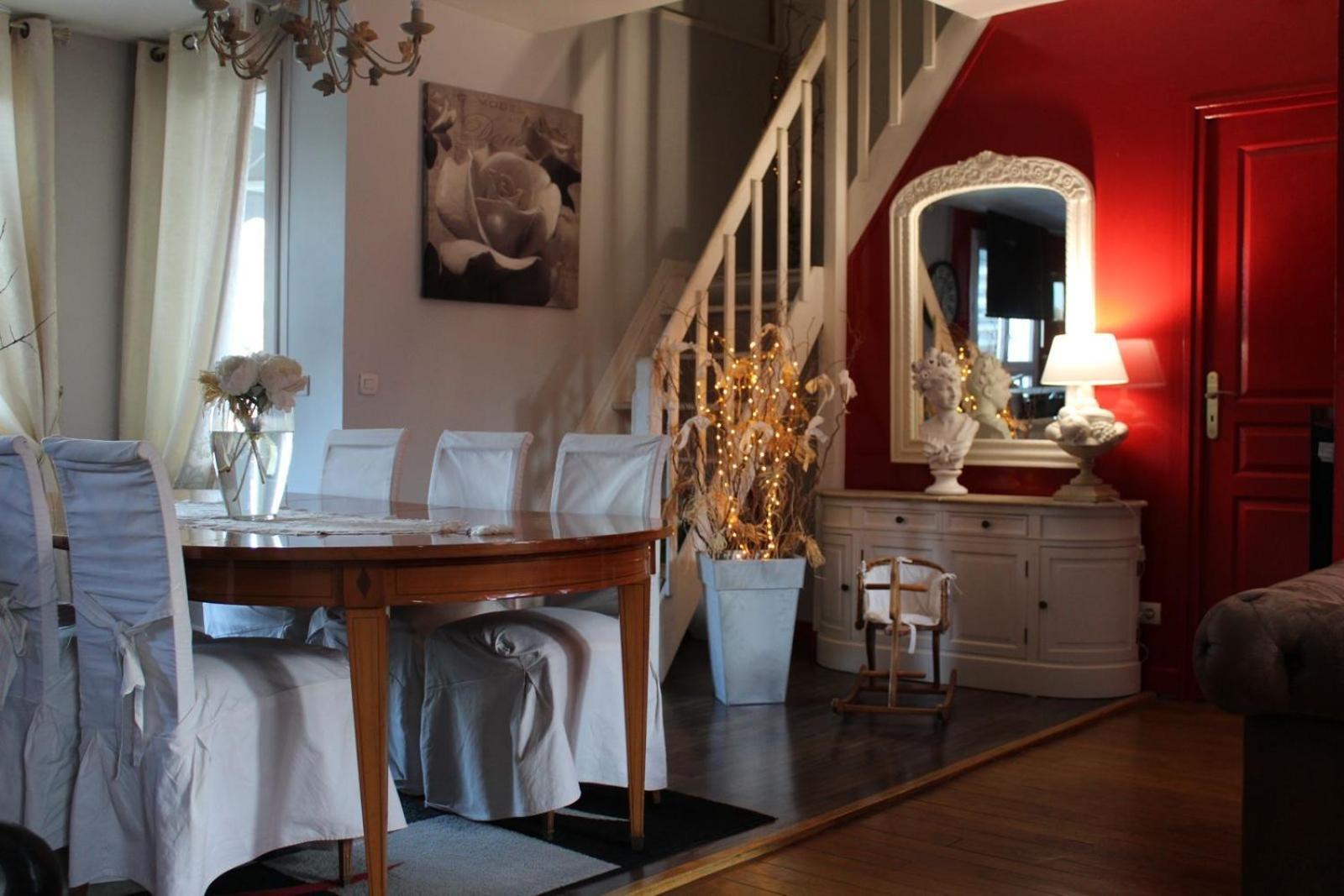 ラヴァル Chez Patou Bed & Breakfast エクステリア 写真